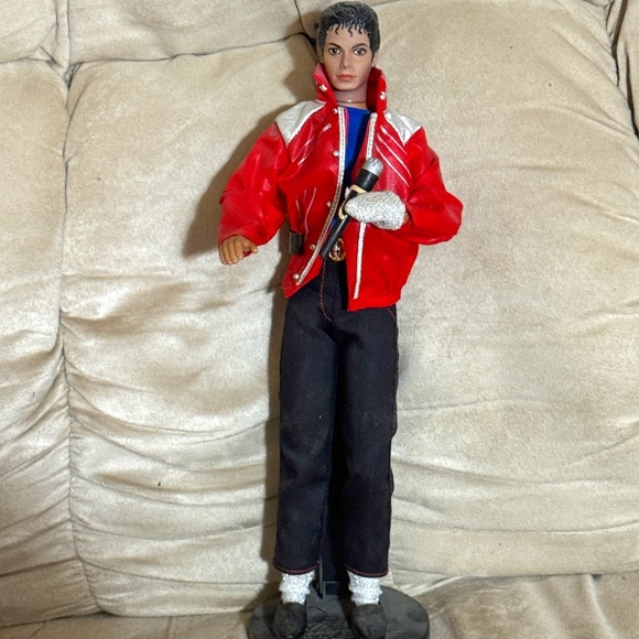 Michael Jackson 1984 VINTAGE Doll - Picture 1 of 3